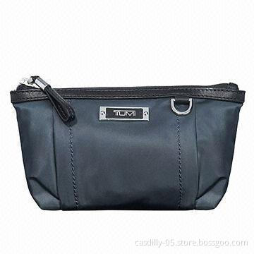 Cosmetic case, made of nylon